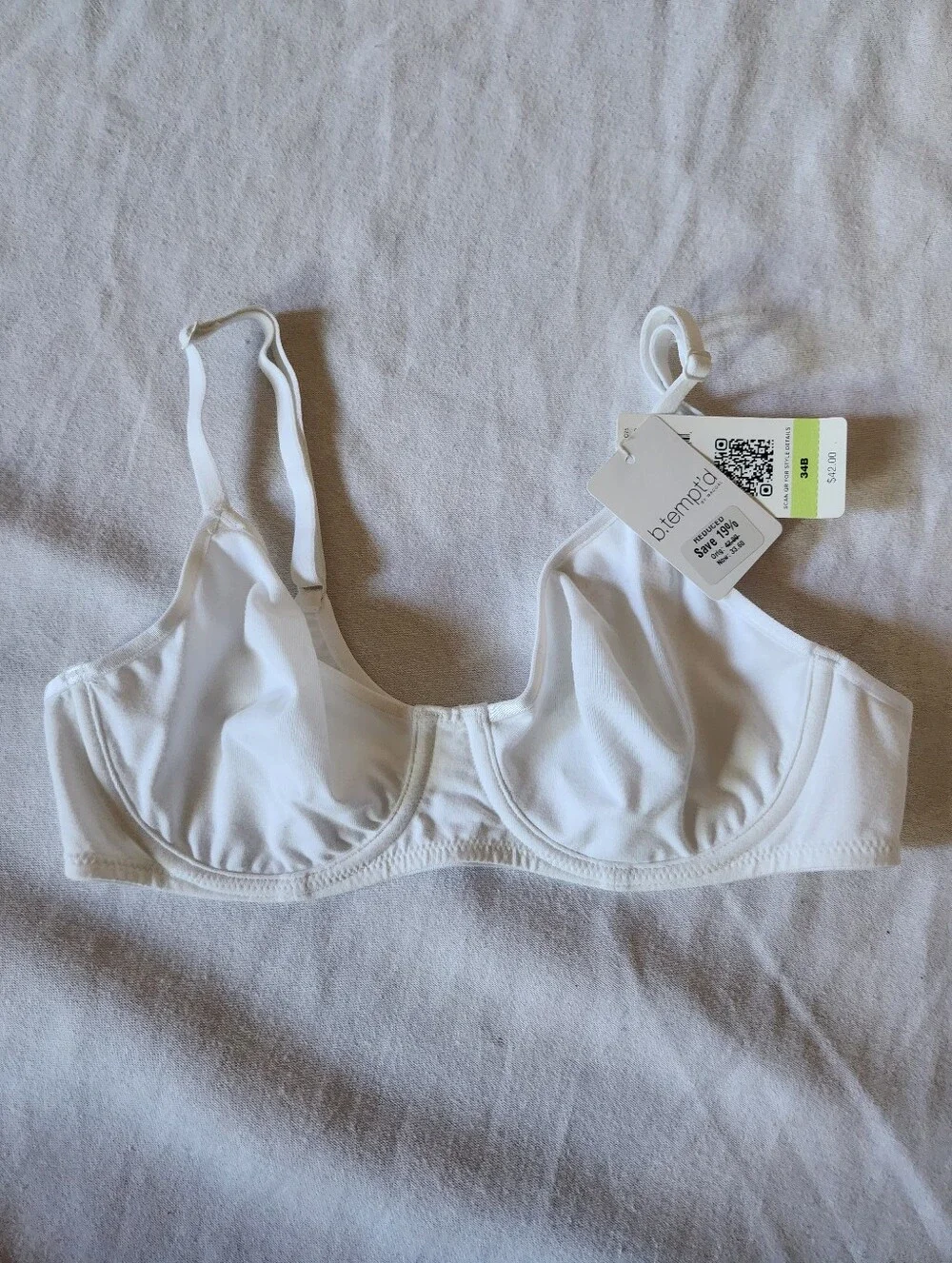 NWT b.tempt'd by Wacoal White Underwire Bra 34B